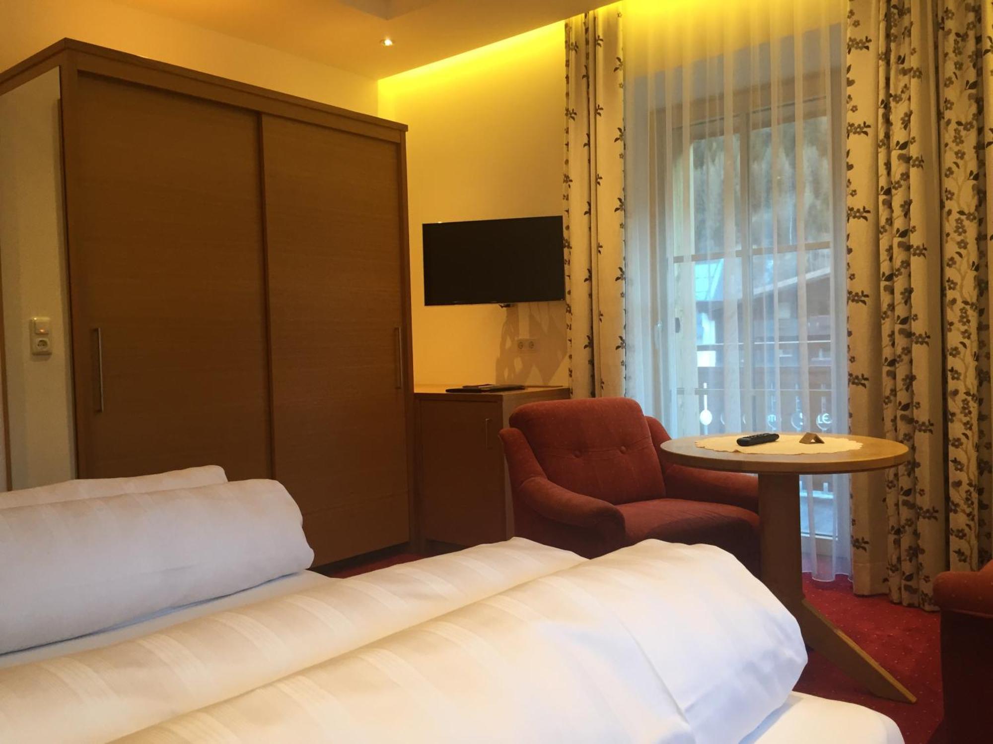 Hotel Angelika Sankt Anton am Arlberg Szoba fotó